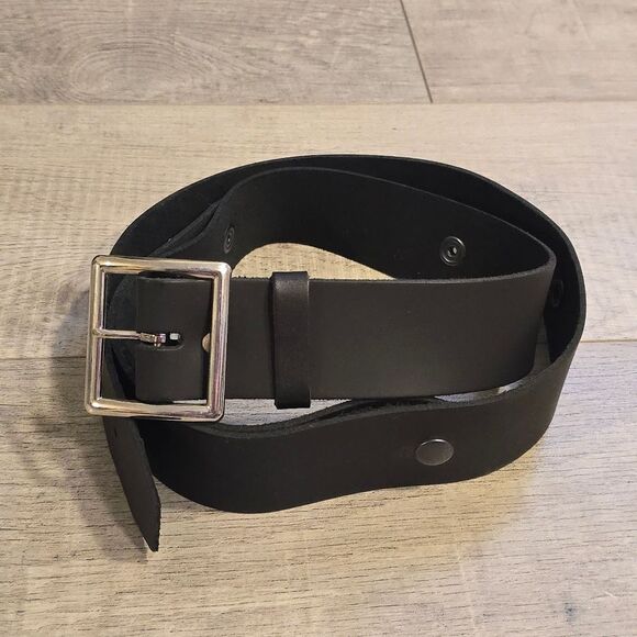 Saddle Black Genuine Leather Adjustable Snap Belt size 34-50 - Picture 1 of 8